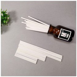 De quoi sont fabriqu&eacute;s les b&acirc;tons diffuseurs ?